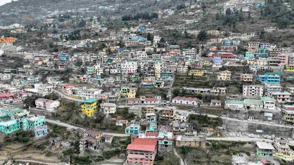 Joshimath sinking : क्षतिग्रस्त भवनों के लिए मुआवजा नीति जारी, ये हैं विकल्प, जानिए क्या है दरें