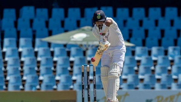 IND vs AUS: केएल राहुल को खड़े रहने के बजाय रन बनाने चाहिए, पूर्व खिलाड़ी की सलाह
