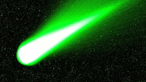 Green Comet: क्या हमारे लिए खतरा बन सकता है 50 हजार साल बाद लौटा हरा धूमकेतू?
