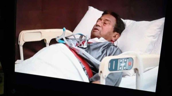 Pervez Musharraf: अपनी ही चालबाजियों का शिकार एक अविश्वसनीय जनरल