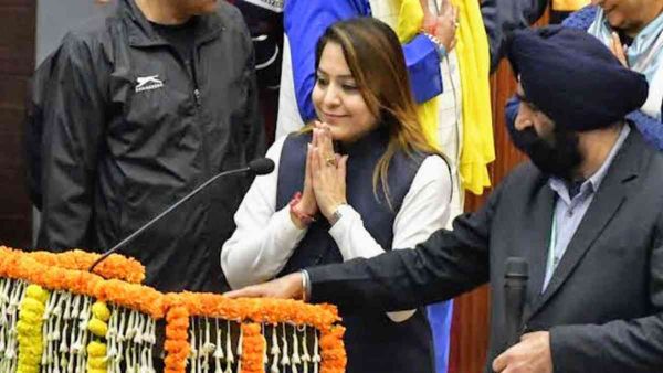 MCD Mayor: क्या दिल्ली में केजरीवाल बनाकर रख पायेंगे अपना मेयर?