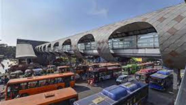 Gorakhpur Railway Station पर जल्द मिलेगी स्काई वॉक की सुविधा, यात्रियों को होगा यह फायदा