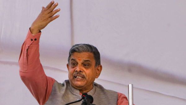 बीफ खा चुके लोग भी वापस हिंदू बन सकते हैं- RSS नेता दत्तात्रेय होसबले