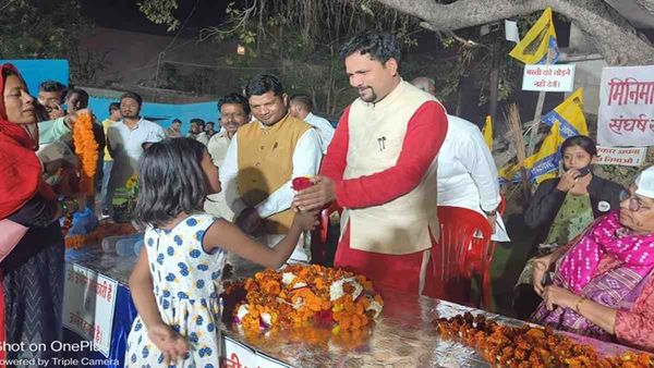 छत्तीसगढ़ में AAP ने दिया मिनीमाता बस्ती बचाओ संघर्ष को समर्थन, प्रदेश प्रभारी बोले- गरीबों को उठाएंगे आवाज