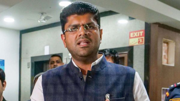 पंचायत जमीन दे, करसिंधु में बनवाएंगे आईटीआई: दुष्यंत चौटाला