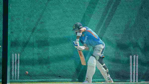 IND vs AUS: विराट कोहली ने जमकर किया अभ्यास, जडेजा ने लगाए ऊँचे छक्के