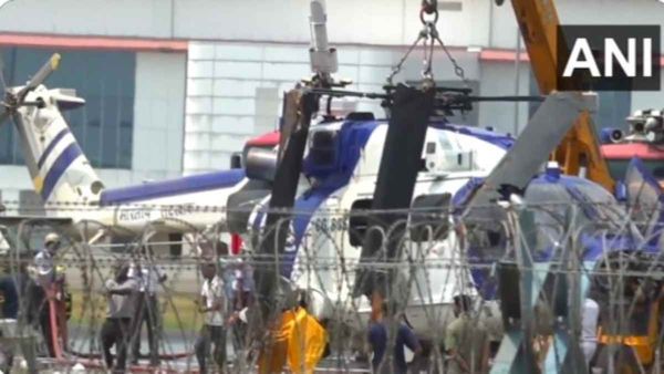 कोच्चि में ALH ध्रुव हेलीकॉप्टर की फोर्स्ड लैंडिंग, बड़ा हादसा टला