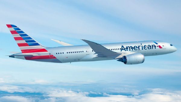 न्यूयॉर्क से नई दिल्ली आने वाली फ्लाइट में नशे में शख्स ने यात्री पर किया पेशाब, अमेरिकी यूनिवर्सिटी का छात्र