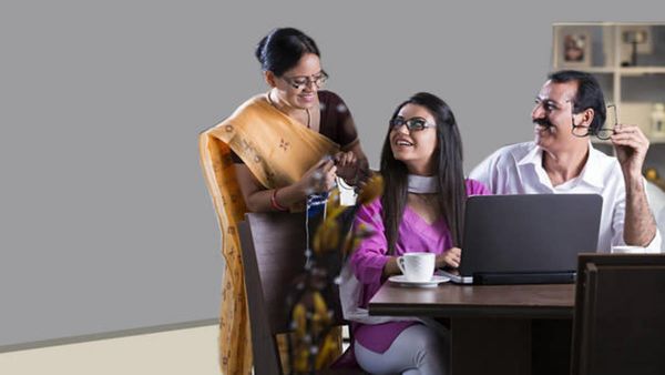 बजाज फाइनेंस ने एफडी दरों में संशोधन किया: अपने निवेश पर पाएं 8.20%p.a. तक रिटर्न्स