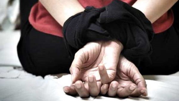 शर्मनाक: बेंगलुरू में महिला को कार में घसीटा और चार लोगों ने मिलकर लूटी अस्‍मत