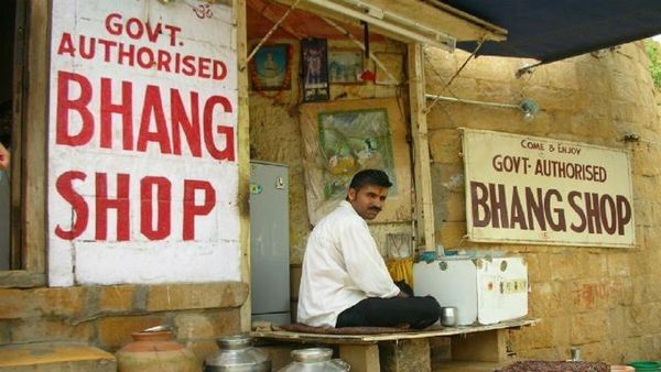 'भांग की गोली डिलीवर नहीं करते, शुभम ने 14 बार पूछा', zomato ने कही ये बात, दिल्ली पुलिस ने दिया मजेदार जवाब
