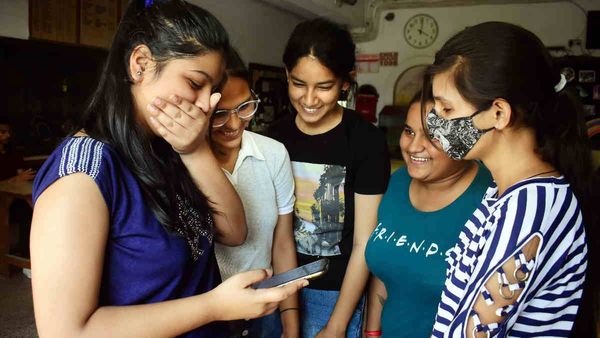 Bihar Board 12th Result 2023: बीएसईबी 12वीं परीक्षा का परिणाम घोषित, डायरेक्ट लिंक से चेक करें रिजल्ट