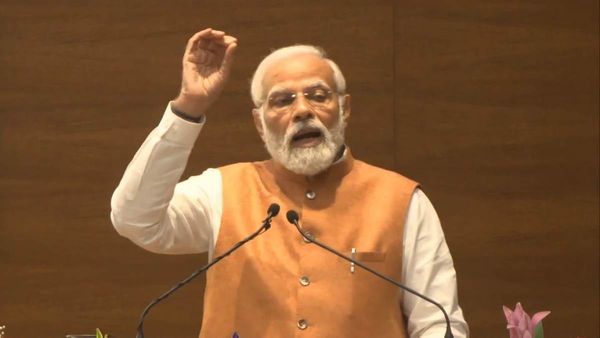 PM ने 1984 की हिंसा का जिक्र किया, राहुल का नाम लिए बिना बोले- कुछ दलों ने भ्रष्टाचारी बचाओ अभियान छेड़ा