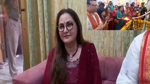 जयाप्रदा ने मथुरा की धार्मिक यात्रा पर सपा को लिया आड़े हाथ, कहा: 