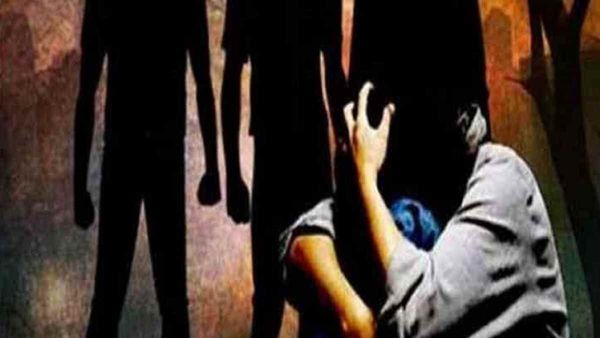 Hapur: फर्नीचर दिलाने के नाम पर महिला से गैंगरेप, बनाया अश्लील Video...शिकायत करने पर दी धमकी