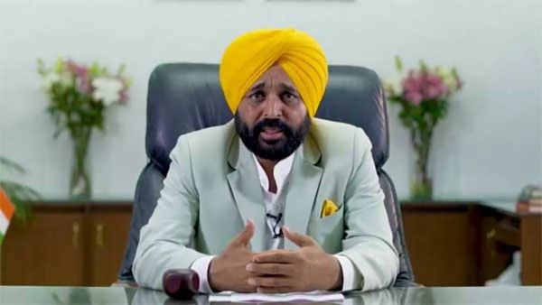 Punjab Portfolio: भगवंत मान मंत्रिमंडल में 5 मंत्रियों के बदले गए विभाग, जानें किसे मिला कौनसा पोर्टफोलियो