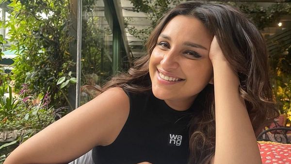 Parineeti Chopra Affairs: परिणीति चोपड़ा के किस-किस एक्टर्स से थे इश्क के चर्चे? नाम जानकर रह जाएंगे दंग