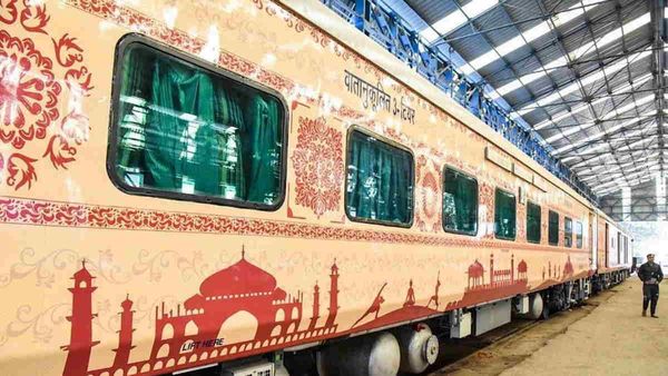 Good News: अब कम पैसों में कर सकेंगे AC 3 इकोनॉमी क्लास में सफर, रेलवे ने वापस लिया अपना ये फैसला