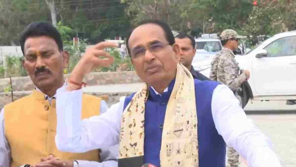 'पेगासस फोन में नहीं, राहुल गांधी के दिमाग में है', शिवराज सिंह ने कुछ यूं कसा तंज