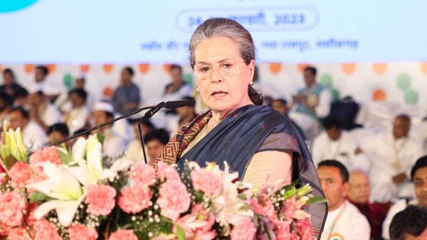 Delhi: सोनिया गांधी की तबीयत खराब, गंगाराम अस्पताल में एडमिट