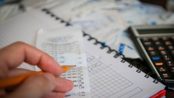 करदाताओं की समस्याओं का समाधान है AIS ऐप, होंगे कई फायदे, ऐसे करें डाउनलोड