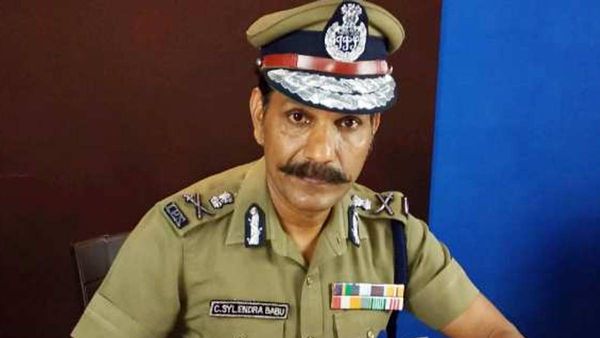 बिहार के श्रमिकों को लेकर 'फर्जी खबर' पर एक्शन, DMK की शिकायत पर OpIndia के CEO पर FIR दर्ज