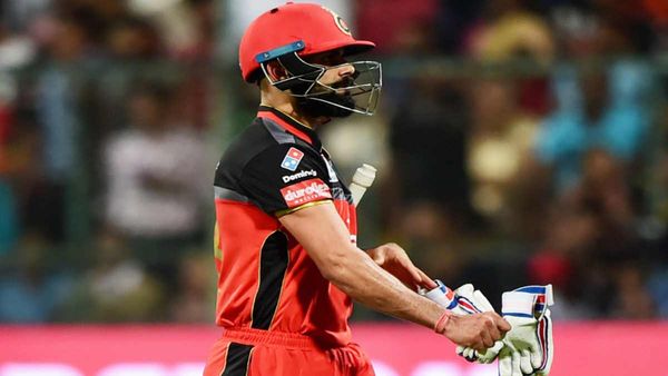 IPL के डेब्यू में विराट कोहली सिर्फ 1 रन पर हो गए थे, जानिए किस गेंदबाज ने लिया था उनका विकेट?