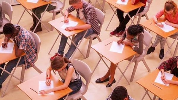 IELTS पेपर लीक कांड: भोपाल पुलिस की पूछताछ में हो रहे नए-नए खुलासे, समय से पहले खोल देते थे सील