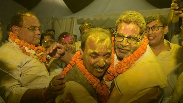 Bihar MLC Election: प्रशांत किशोर को मिली पहली बड़ी चुनावी सफलता, MLC चुनाव में जीते अफाक अहमद