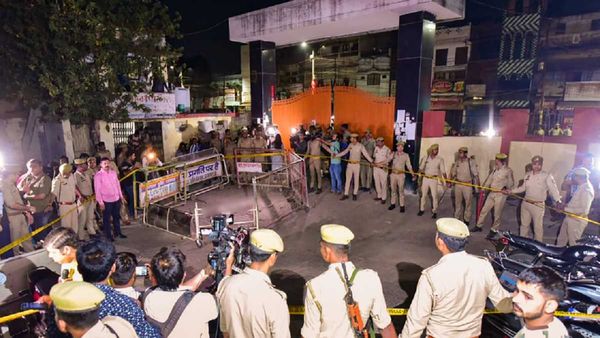 Atiq Ahmed: अतीक की हत्या पर बोले योगी के मंत्री, पाप-पुण्य का हिसाब इसी जन्म में होता है