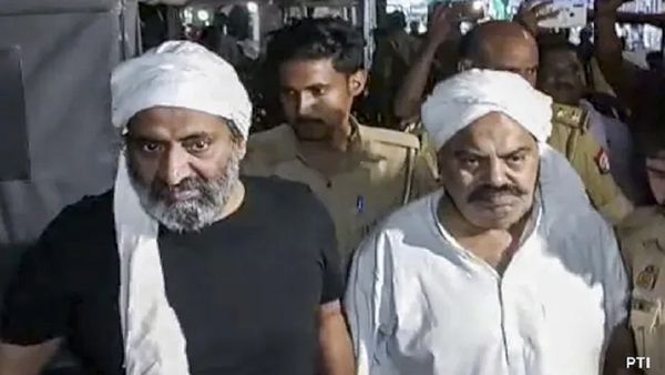 Atiq Ahmed Murder: पुलिस की ये पांच मजबूरी, जिसकी वजह से नहीं चला सकी गोली