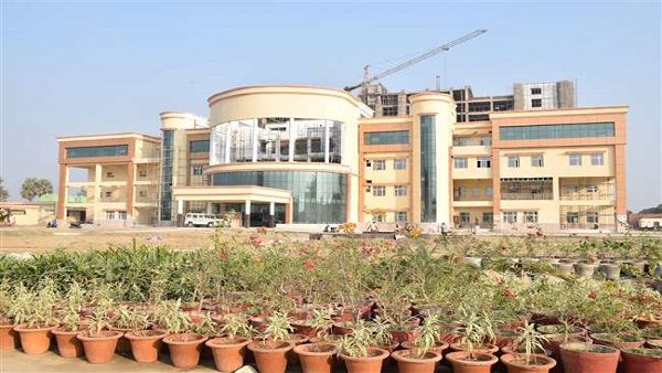 UP: पीजीआई के डॉक्टर अब बीआरडी मेडिकल कॉलेज के मरीजों को दे रहे यह खास सुविधा