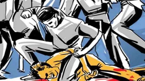 Indore news: बच्ची का अपहरण करने वाले आरोपी को दर्दनाक सजा, नग्न अवस्था में जमकर पीटा