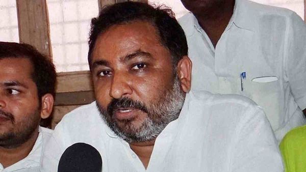 तलाक के बीच परिवहन मंत्री दयाशंकर सिंह ने तोड़ी चु्प्पी, बोले- 'तलाक एकतरफा है, मैंने कभी अर्जी नहीं दी'