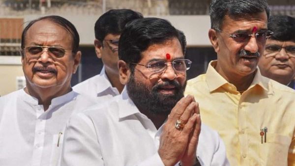 बिल्‍डर्स से बोले महाराष्‍ट्र सीएम शिंदे, 'सरकार जो लाभ उन्‍हें दे रही उसका फायदा वो घर खरीदरों को भी दें'