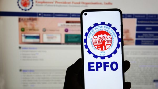 EPFO Higher Pension: क्या है हायर पेंशन स्कीम, 3 मई है डेडलाइन, जानें क्या मिलेंगे फायदे