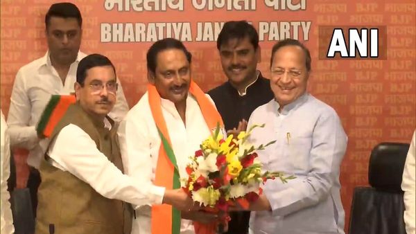 कांग्रेस को एक और झटका, आंध्र प्रदेश के पूर्व सीएम किरण कुमार रेड्डी ने ज्वॉइन की भाजपा