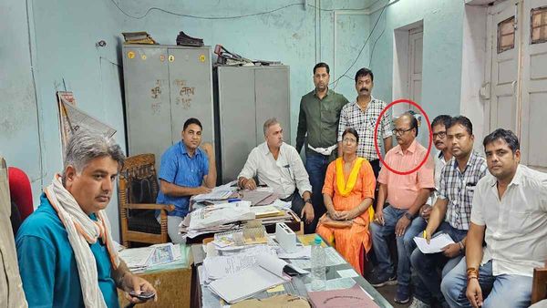 Chhatarpur: घूसखोर सब इंजीनियर 30 हजार की रिश्वत लेते गिरफ्तार, लोकायुक्त ने रंगे हाथ पकड़ा