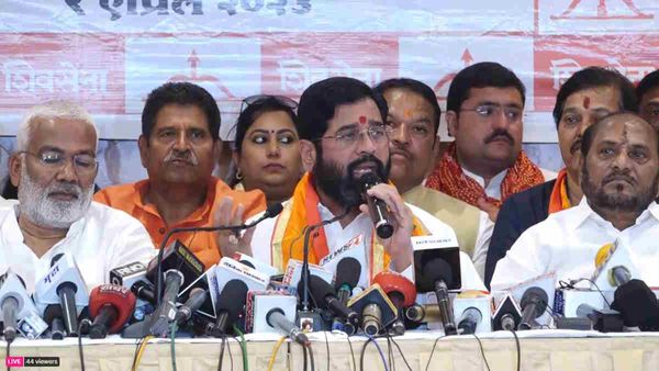 महाराष्ट्र के CM एकनाथ शिंदे ने किए रामलला के दर्शन, बोले- बाबा साहेब ठाकरे का सपना, PM मोदी ने सच कर दिखाया