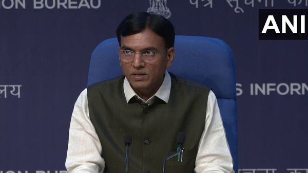 देश में 1570 करोड़ की लागत से खुलेंगे 157 नए मेडिकल कॉलेज, स्वास्थ्य मंत्री ने NMDP को दी मंजूरी
