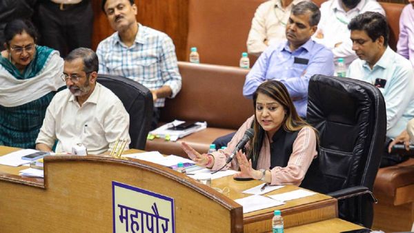 Delhi Mayor Election Live: AAP उम्मीदवार डॉ शैली ओबरॉय को निर्विरोध मेयर घोषित किया गया