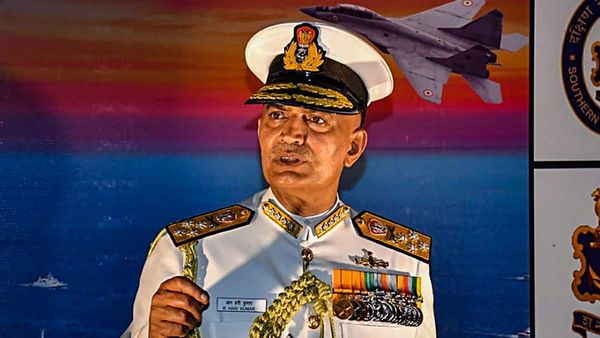 हिंद महासागर में चीनी जहाजों की 'बड़ी मौजूदगी' पर भारत की नजर, नेवी चीफ ने खतरों की आशंकाओं पर की बात