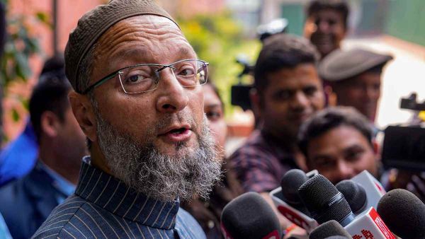कर्नाटक में AIMIM 25 सीटों पर लड़ेगी चुनाव, ओवैसी ने कांग्रेस के साथ गठबंधन पर कह दी बड़ी बात
