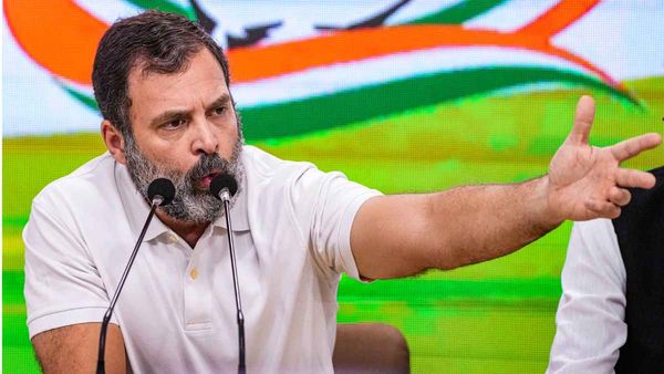 पुलवामा हमले को लेकर कांग्रेस का BJP पर बड़ा हमला, सत्यपाल मलिक के खुलासे के बाद निशाने पर पीएम