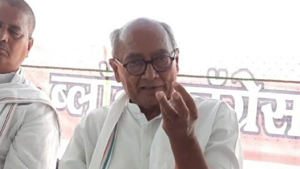 दिग्विजय का दावा, देश में अल्पसंख्यकों की संख्या तेजी से कम हुई, जबकि हिन्दू आबादी बढ़ी, मैं साबित कर सकता हूं