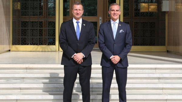 FBI in India: भारत और अमेरिकी खुफिया एजेंसी के बीच होगा बड़ा समझौता, एफबीआई के टॉप अधिकारी पहुंचे दिल्ली