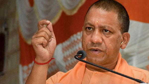 सूडान में फंसे यूपी के लोगों के लिए हेल्पलाइन शुरू, इन नंबरों पर उपलब्ध होगी सहायता