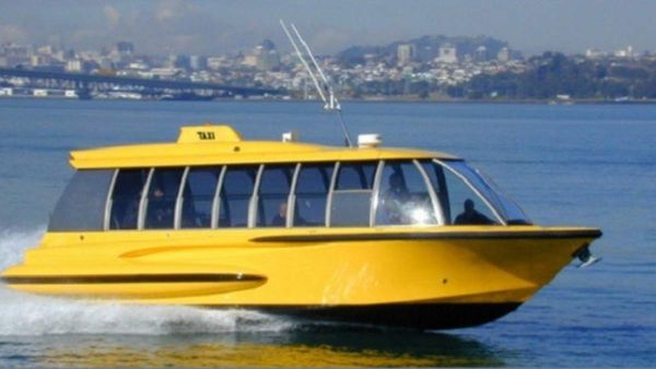 वाराणसी में गंगा में दौड़ेगी वाटर टैक्सी, अस्सी घाट से नमो घाट तक बनेंगे चार स्टेशन, जानिए क्या है योजना