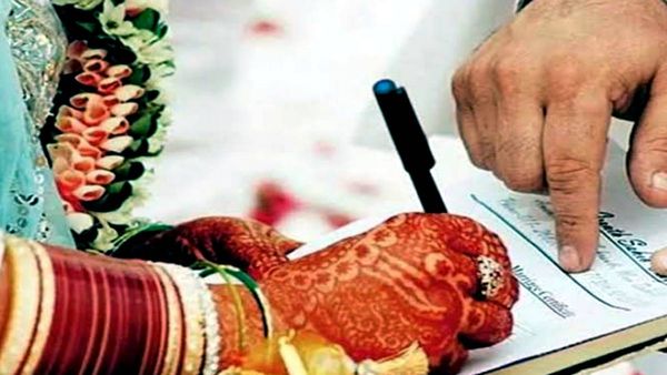Bhopal News: शातिर पति ने पत्नी के नाम पर लिया ₹50 लाख का लोन, चेक पर किए फर्जी साइन