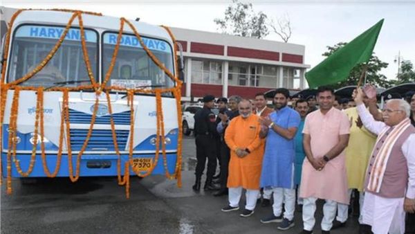 हरियाणा: मुख्यमंत्री ने पिहोवा से करनाल बस को हरी झंडी दिखाकर किया रवाना